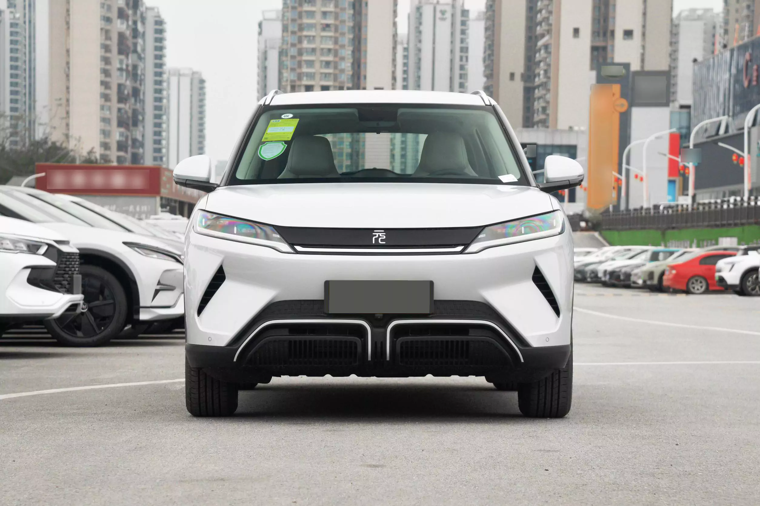 Vehicle thumbnail 2